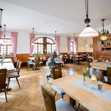 Hotel Baeren 3*